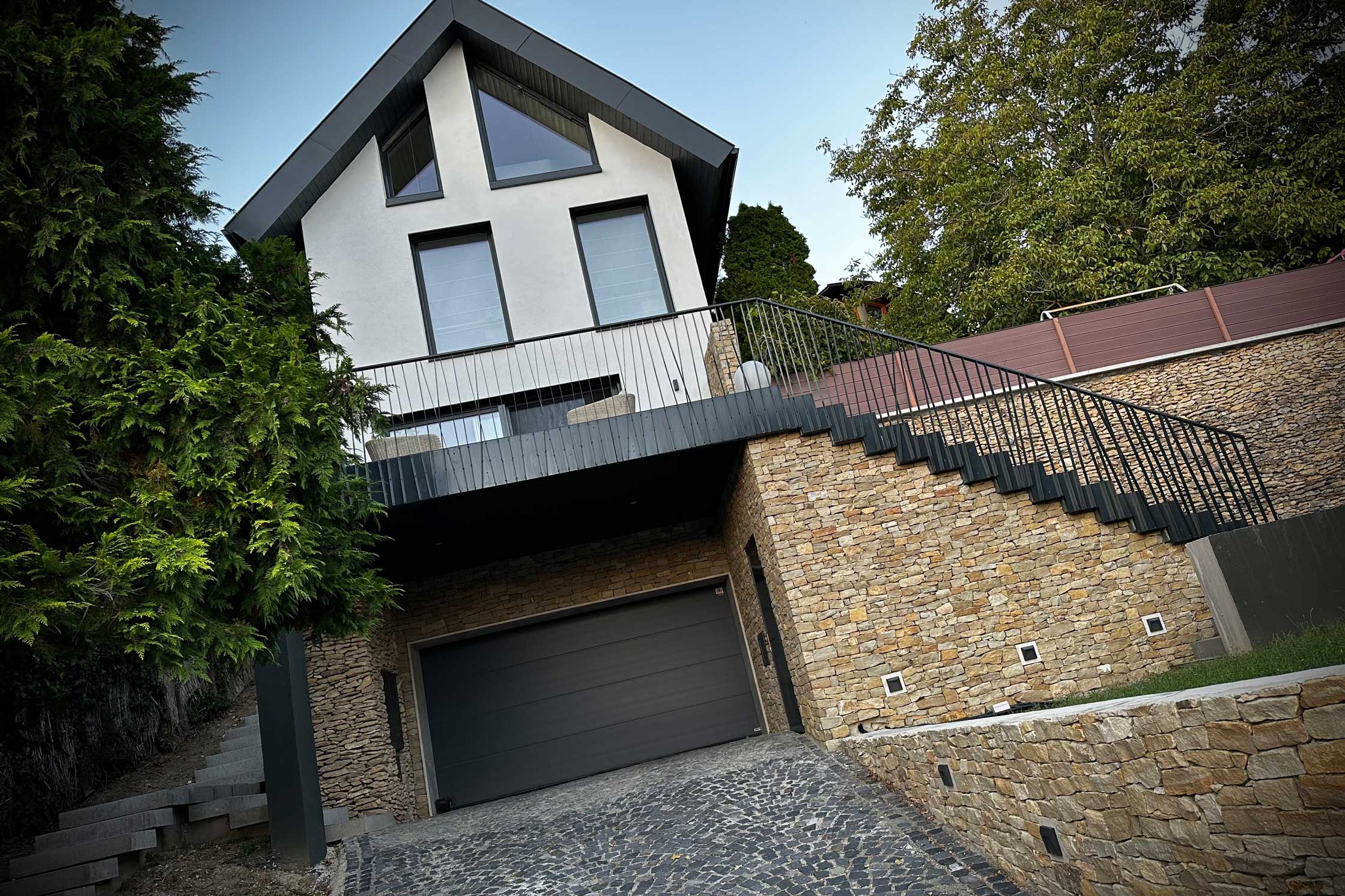 Hármashatárhegyi villa